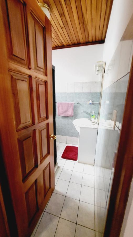 Don Carlos Place Upper Unit ألاخويلا المظهر الخارجي الصورة