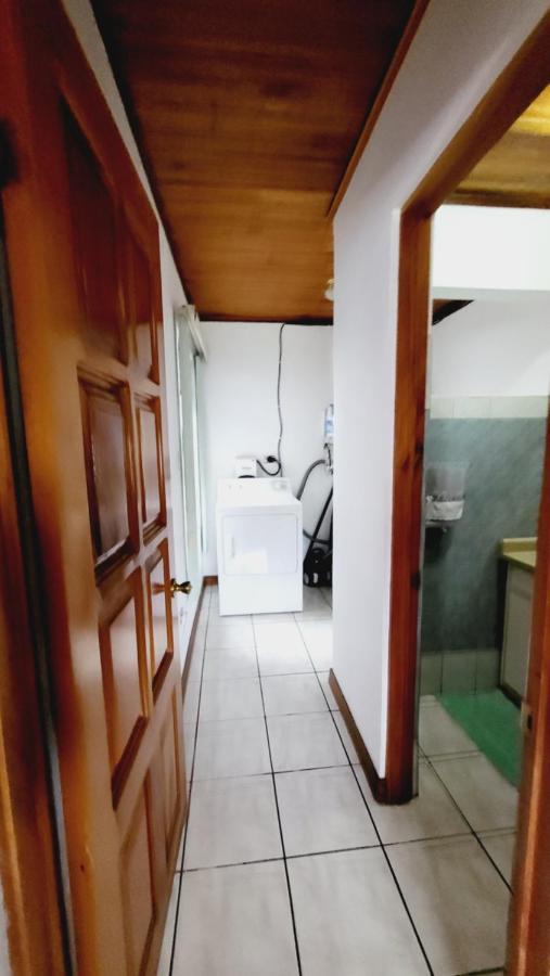 Don Carlos Place Upper Unit ألاخويلا المظهر الخارجي الصورة