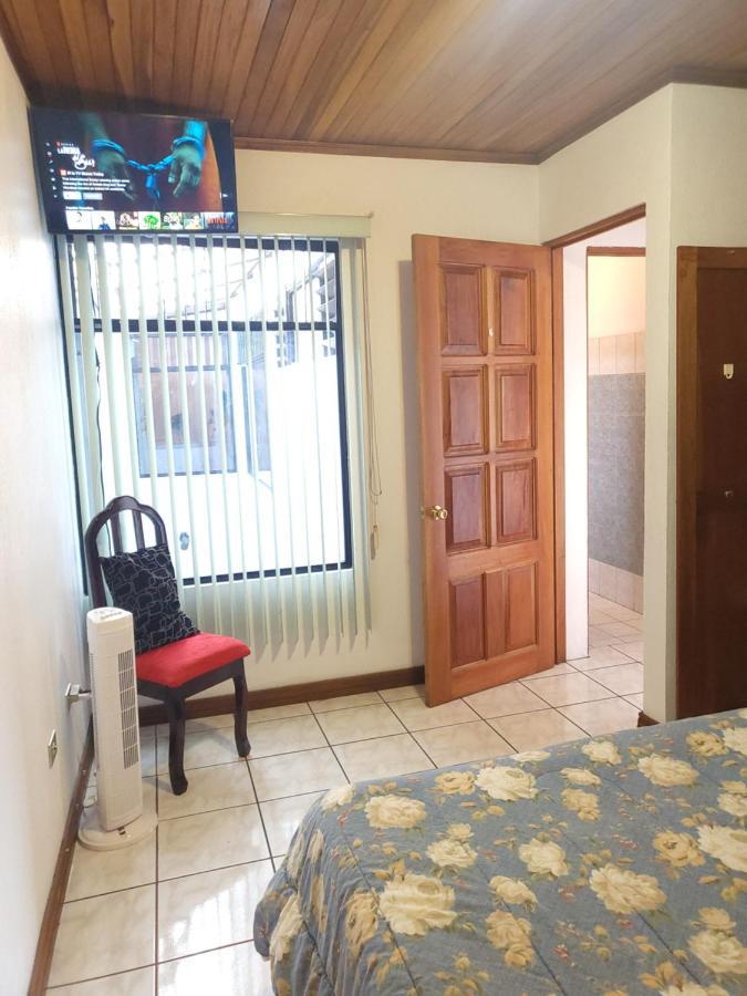 Don Carlos Place Upper Unit ألاخويلا المظهر الخارجي الصورة